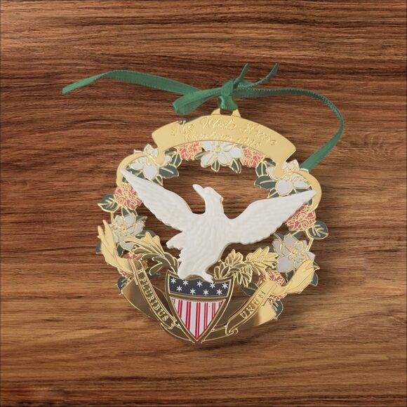 WHITE HOUSEE ORNAMENT 1998 - Picture 3 of 3